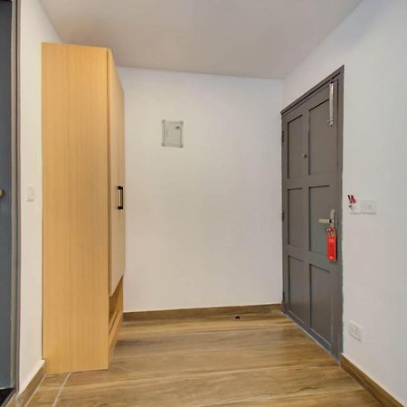 Oyo Townhouse 061 Gcda Kakkanad Signal Hotel Kochi Zewnętrze zdjęcie
