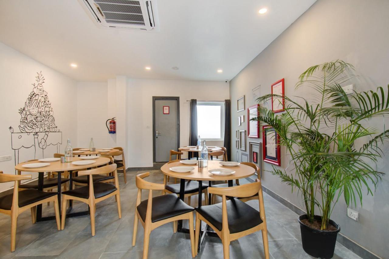 Oyo Townhouse 061 Gcda Kakkanad Signal Hotel Kochi Zewnętrze zdjęcie